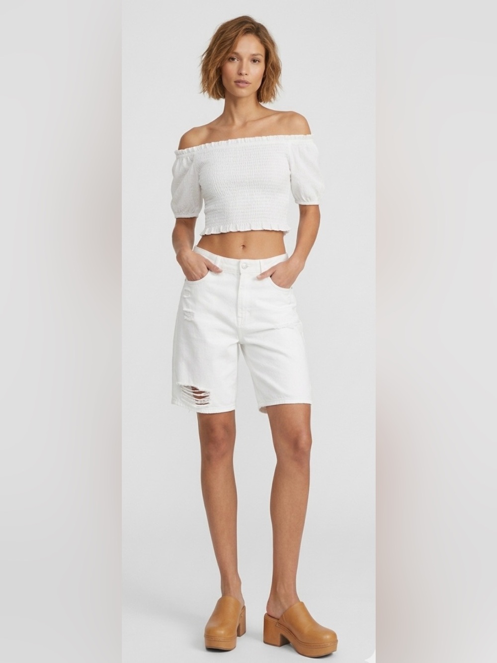 Zara denim shorts in white
